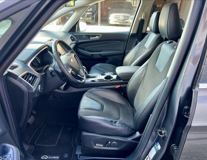 Ford Galaxy 10