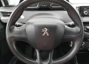 Peugeot 2008 4