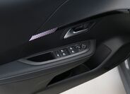 Peugeot 208 13
