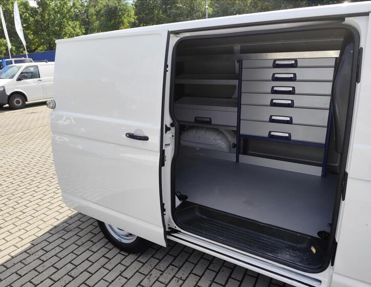 Volkswagen Transporter 30