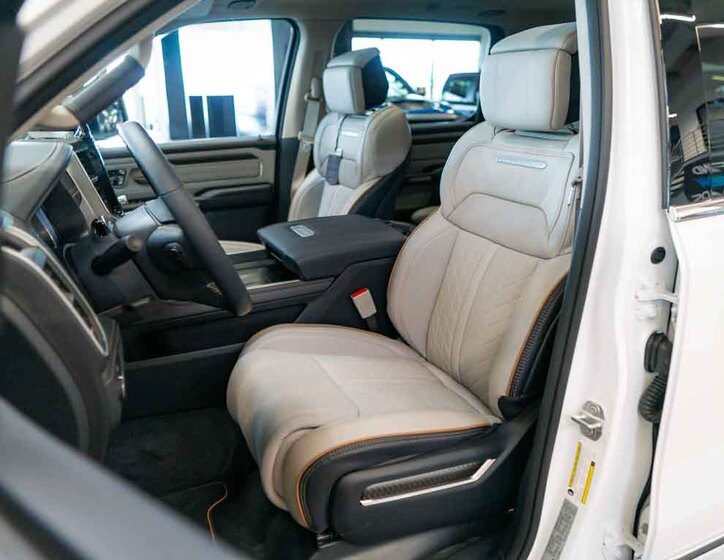 Dodge RAM 19