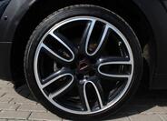 Mini Countryman 9