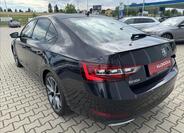 Škoda Superb 4
