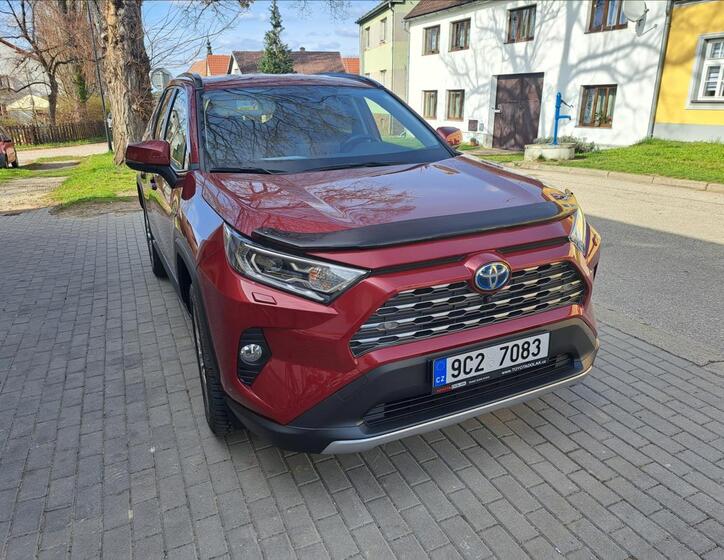 Toyota RAV4 13