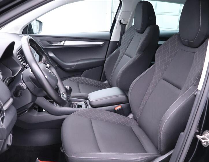 Škoda Karoq 10