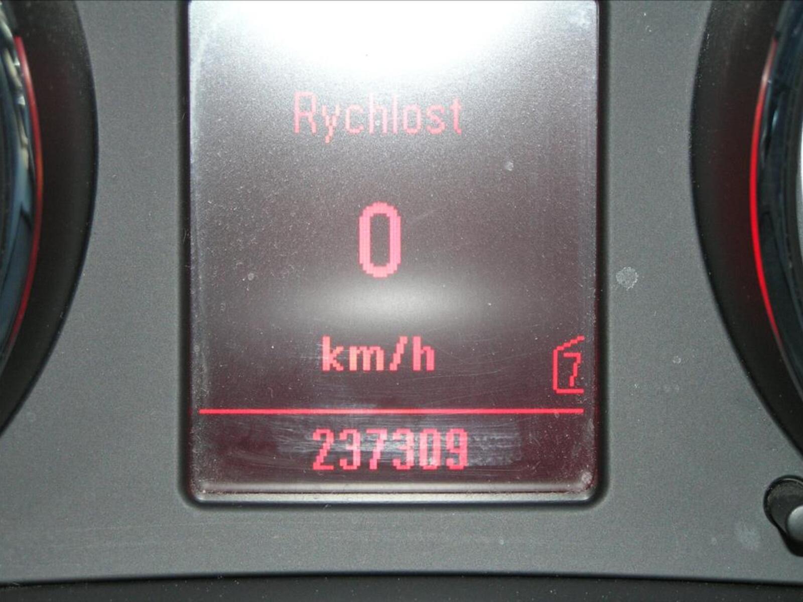 Opel Insignia 11