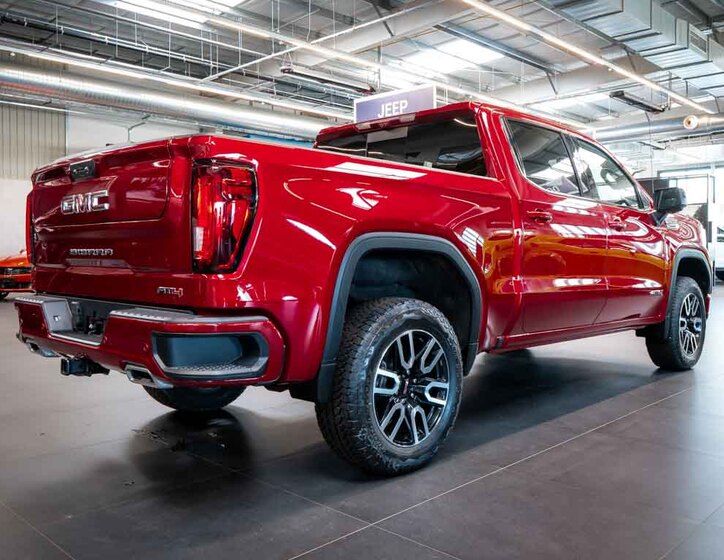 GMC Sierra 8