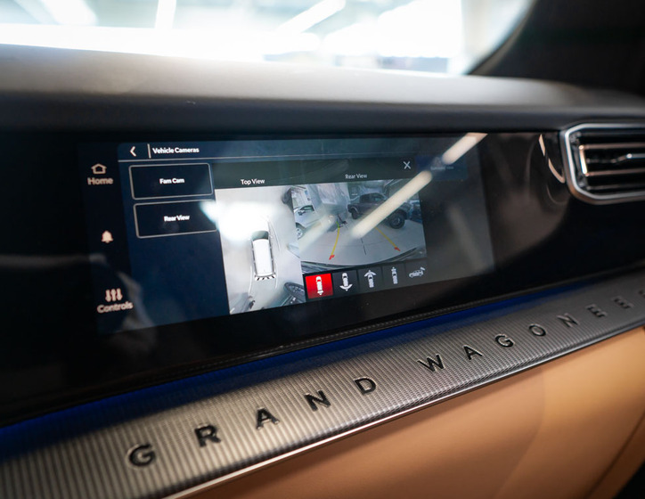 Jeep Grand Wagoneer 40