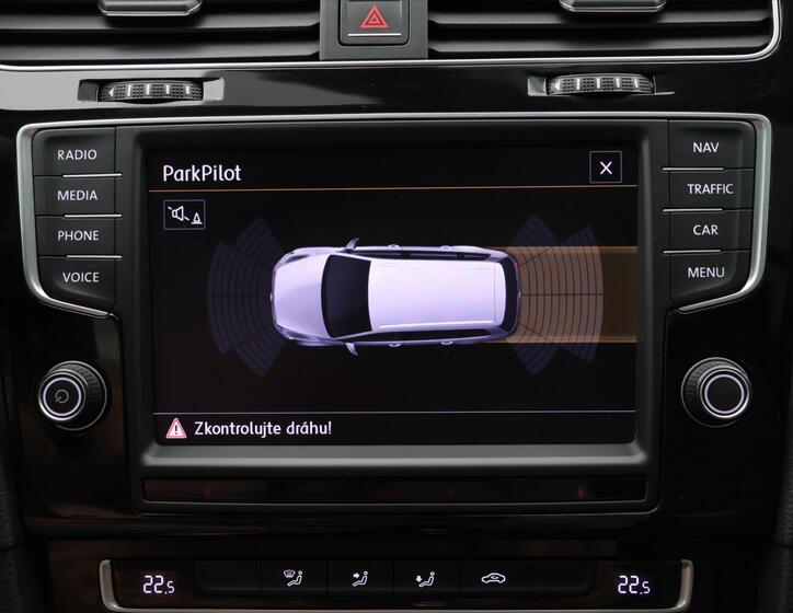 Volkswagen Golf 20