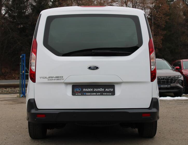 Ford Tourneo Connect 6