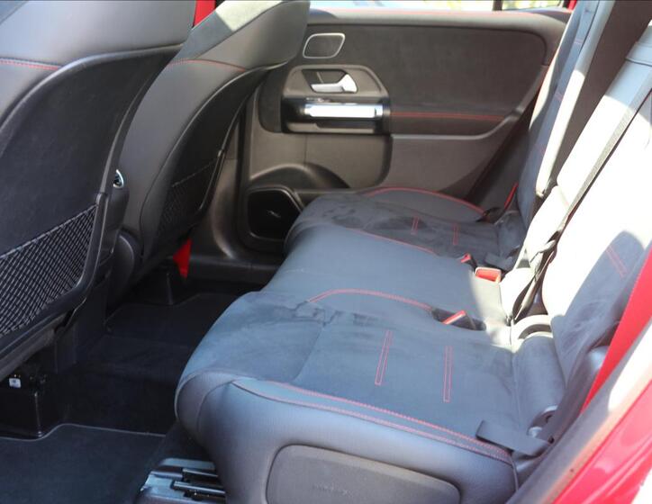 Mercedes-Benz GLB 66