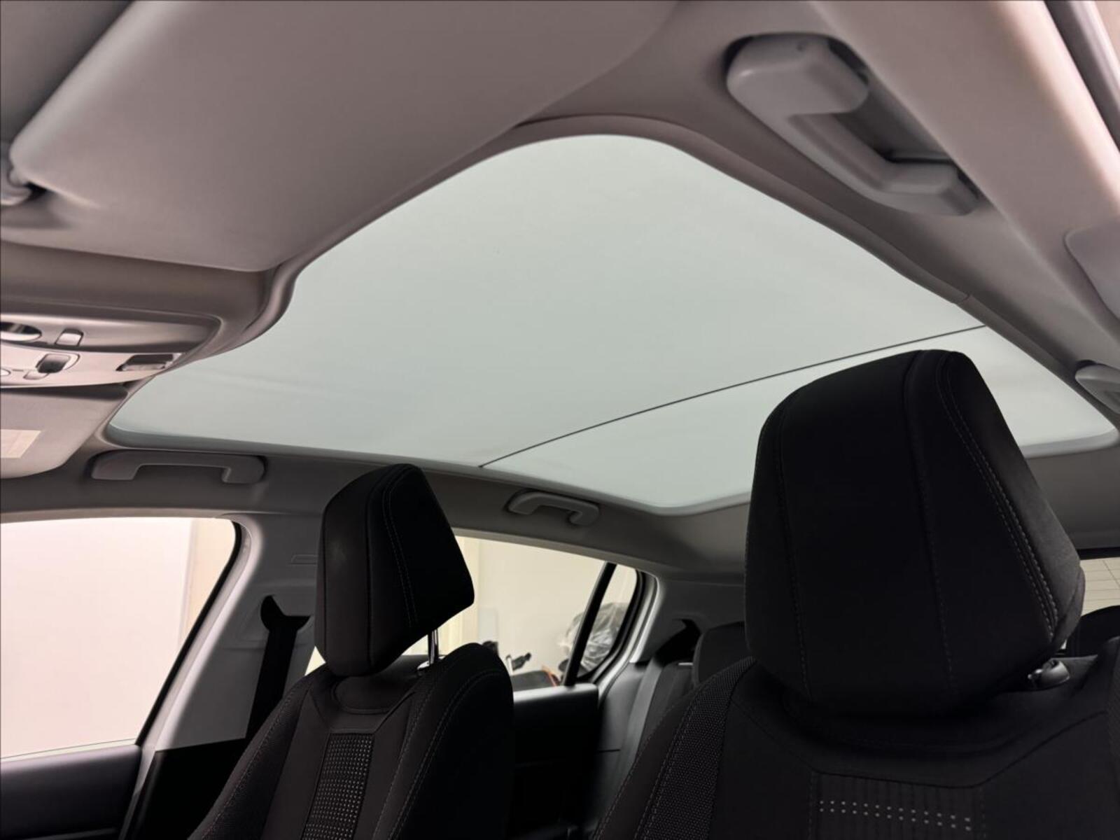 Peugeot 308 23