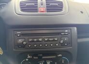 Peugeot 206 13