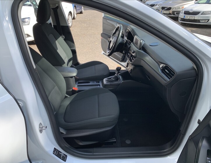 Ford Focus 14