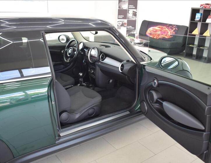 Mini Clubman 12