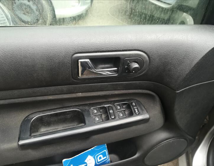 Volkswagen Golf 21