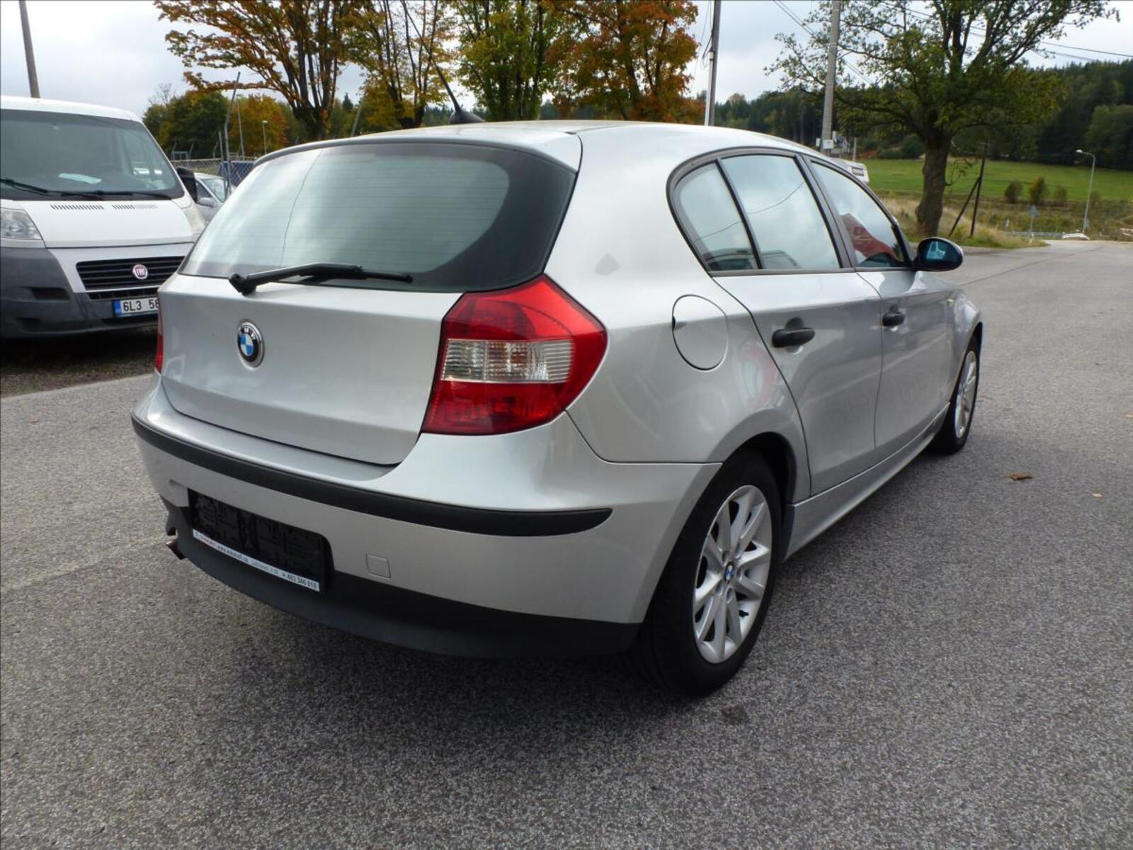 BMW Řada 1 8