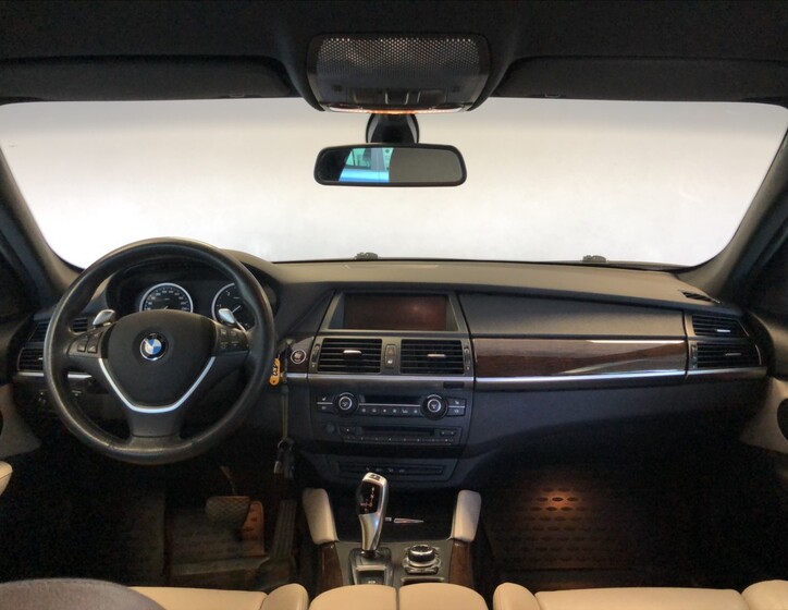 BMW X6 14