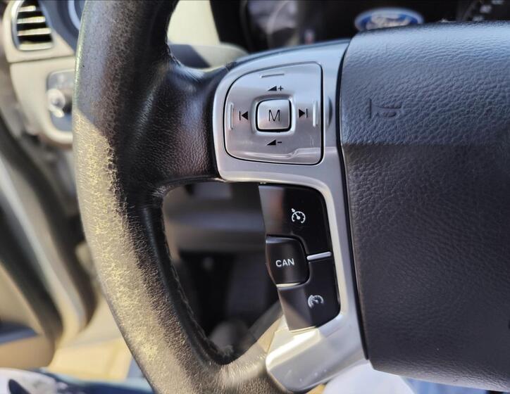 Ford S-MAX 19