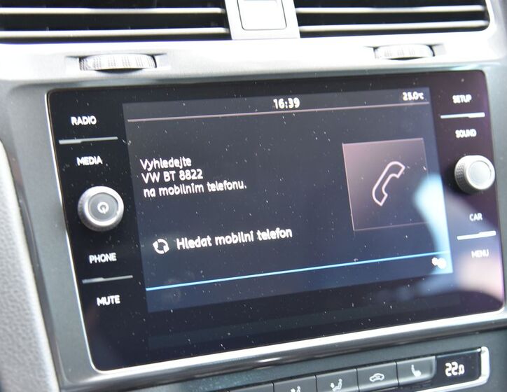 Volkswagen Golf 33