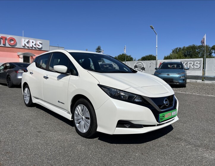 Nissan Leaf 1