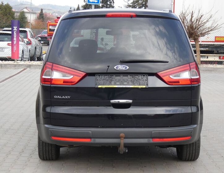 Ford Galaxy 8