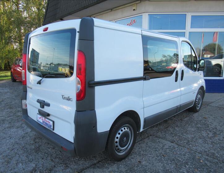 Renault Trafic 4