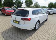 Volkswagen Passat 9