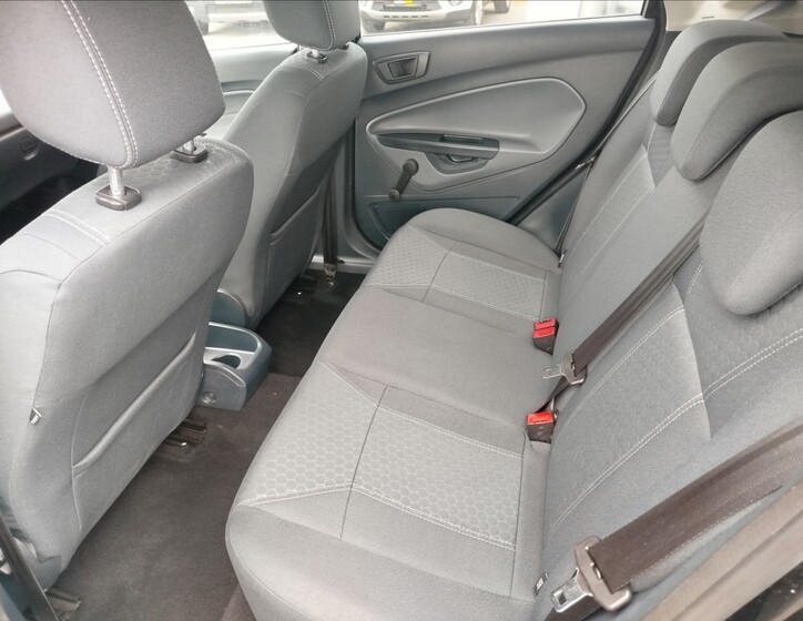 Ford Fiesta 18