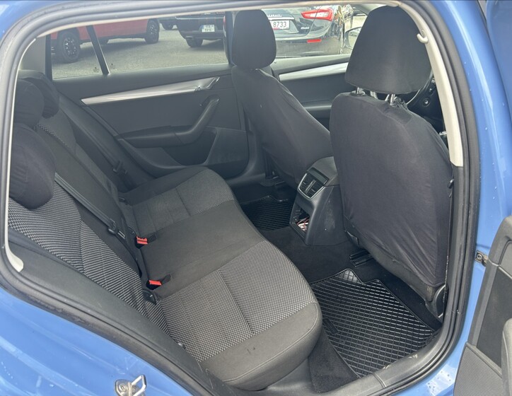 Škoda Octavia 13