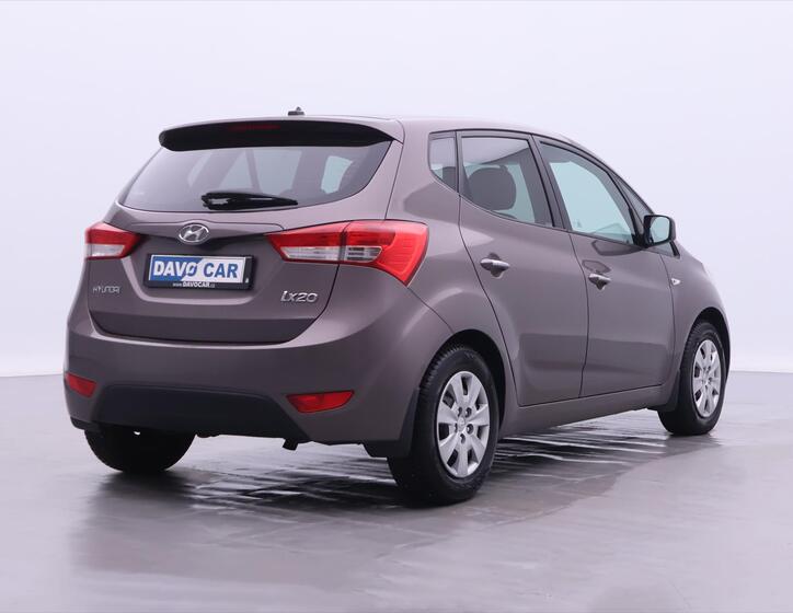 Hyundai ix20 7