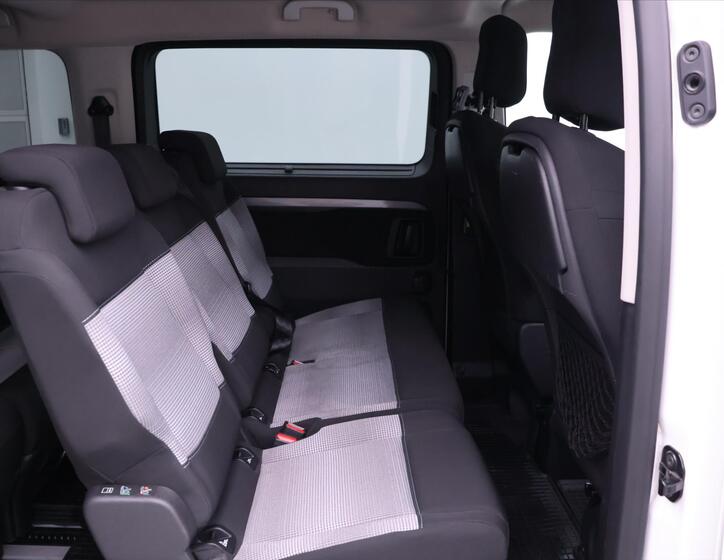 Citroën SpaceTourer 15