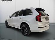 Volvo XC90 4