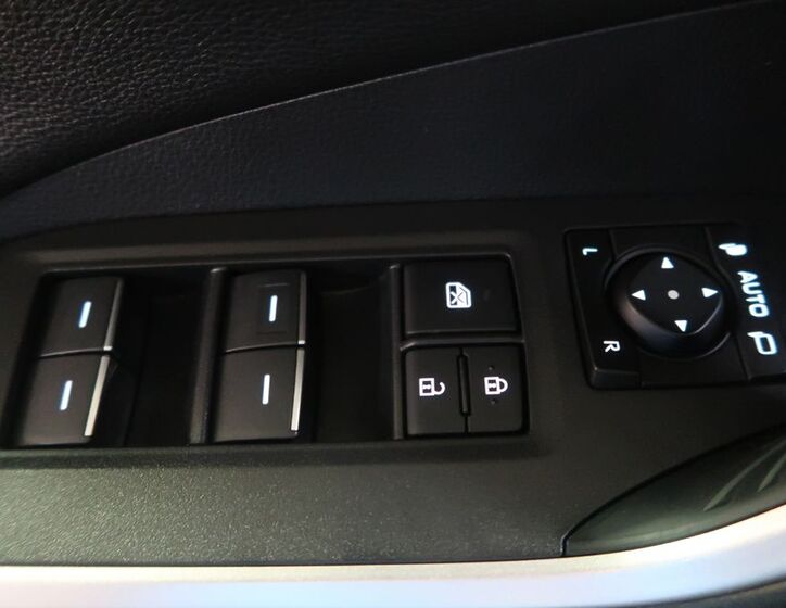 Toyota RAV4 21