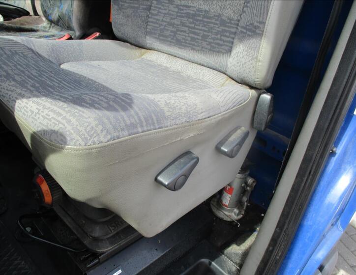 Renault Mascott 15