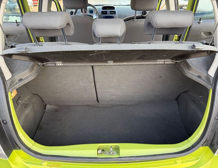 Chevrolet Spark 13
