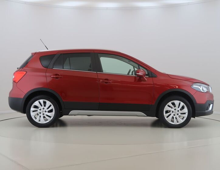 Suzuki SX4 S-Cross 4