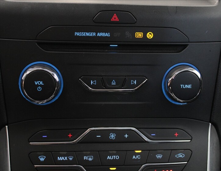 Ford S-MAX 14