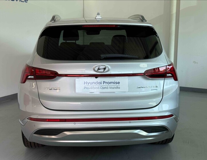 Hyundai Santa Fe 5