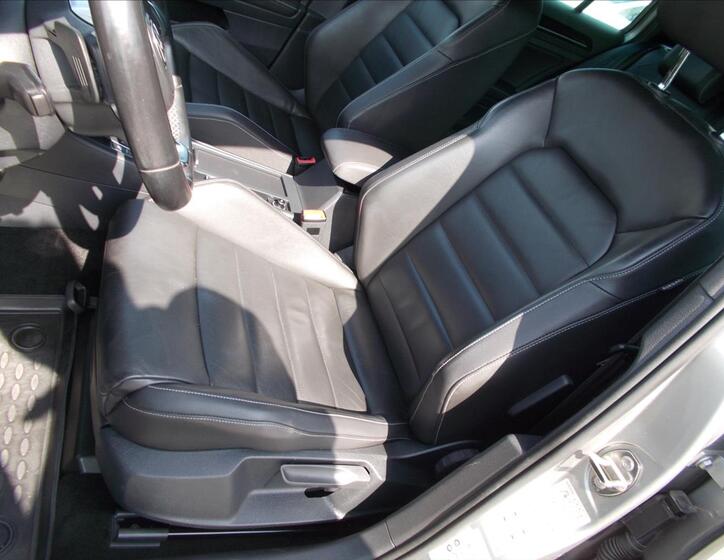 Volkswagen Golf 18