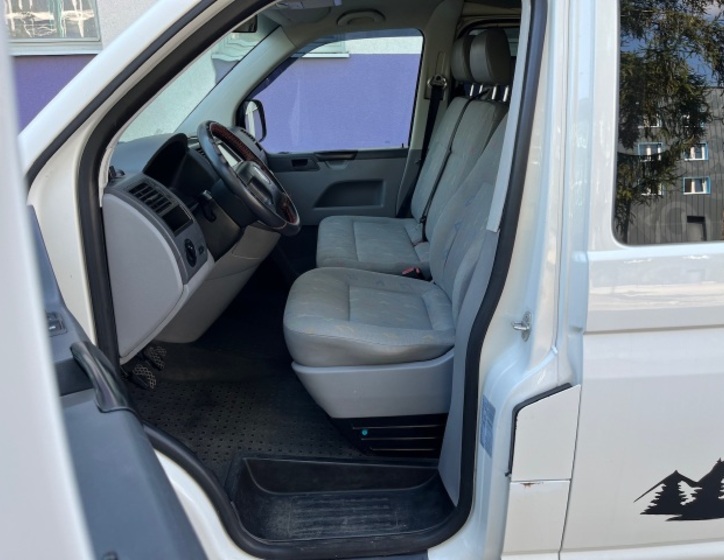 Volkswagen Transporter 11