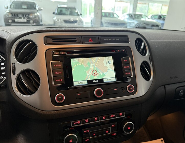 Volkswagen Tiguan 12