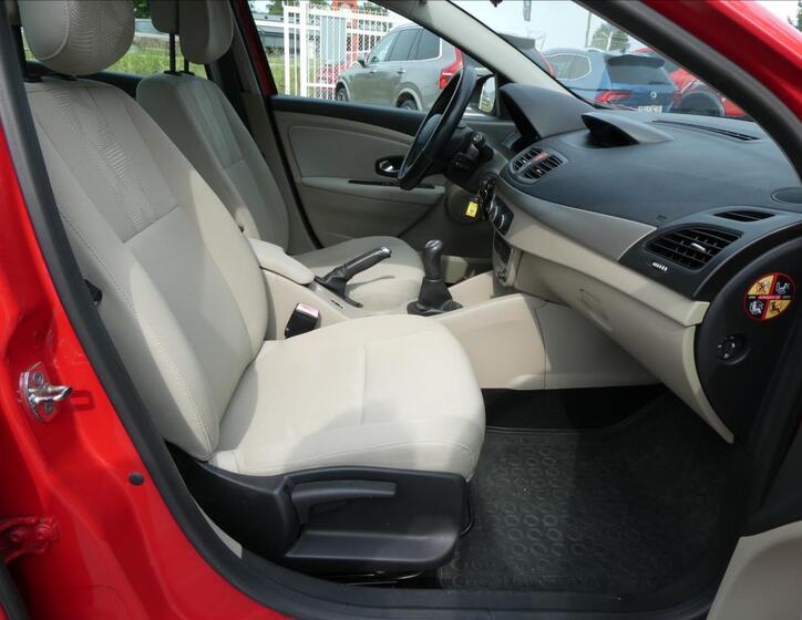 Renault Fluence 20