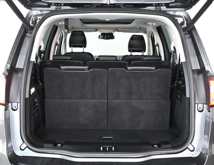 Ford Galaxy 6