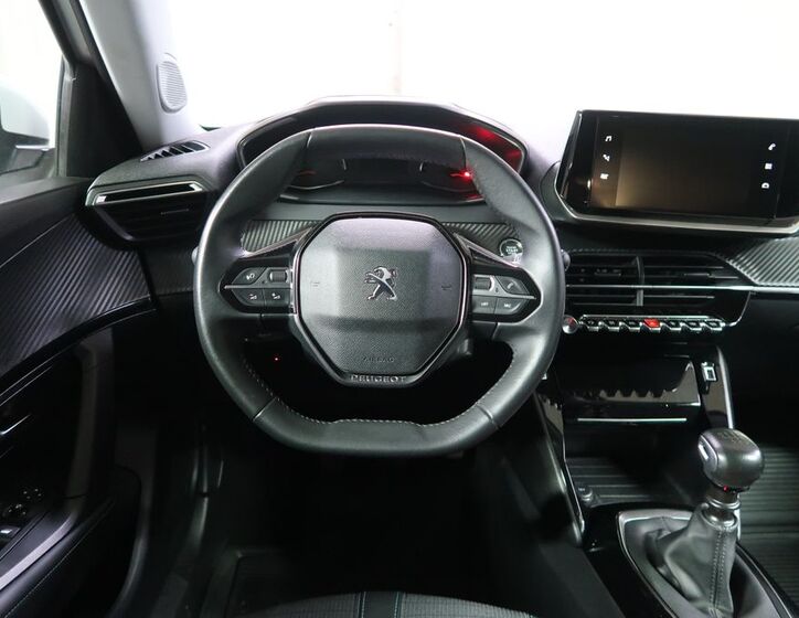 Peugeot 2008 15