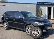 Mitsubishi Outlander 1
