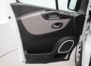 Renault Trafic 11