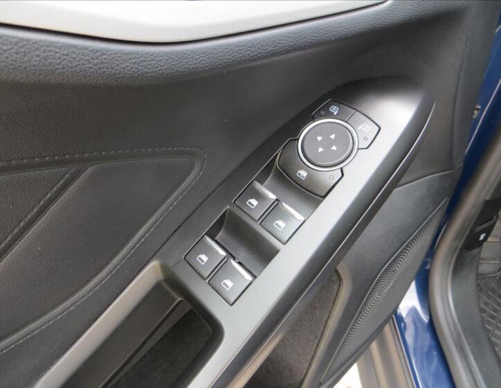 Ford Focus 12