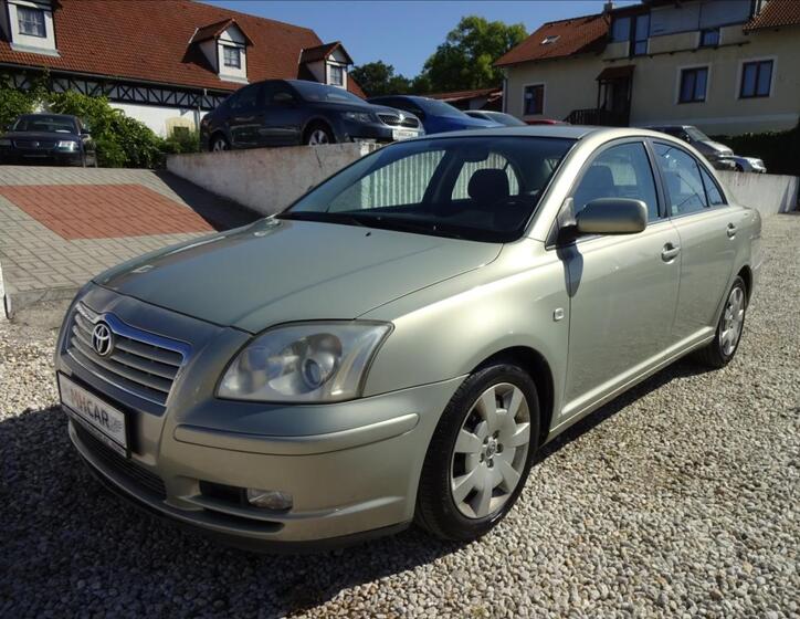 Toyota Avensis 3