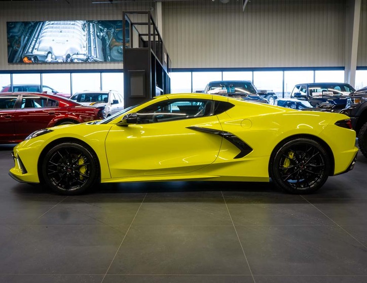 Chevrolet Corvette 2